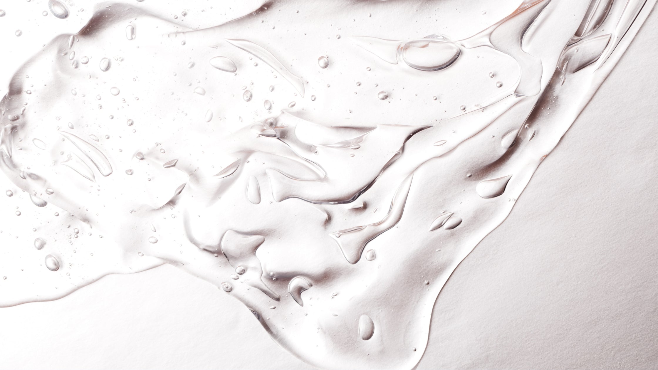 Benzoyl Peroxide vs. Salicylic Acid: Which Acne-Fighting Ingredient Is Right for You?